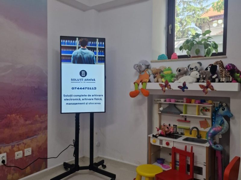 Reteaua Digitala DOOH Indoor - Stomatologie Cool Kids